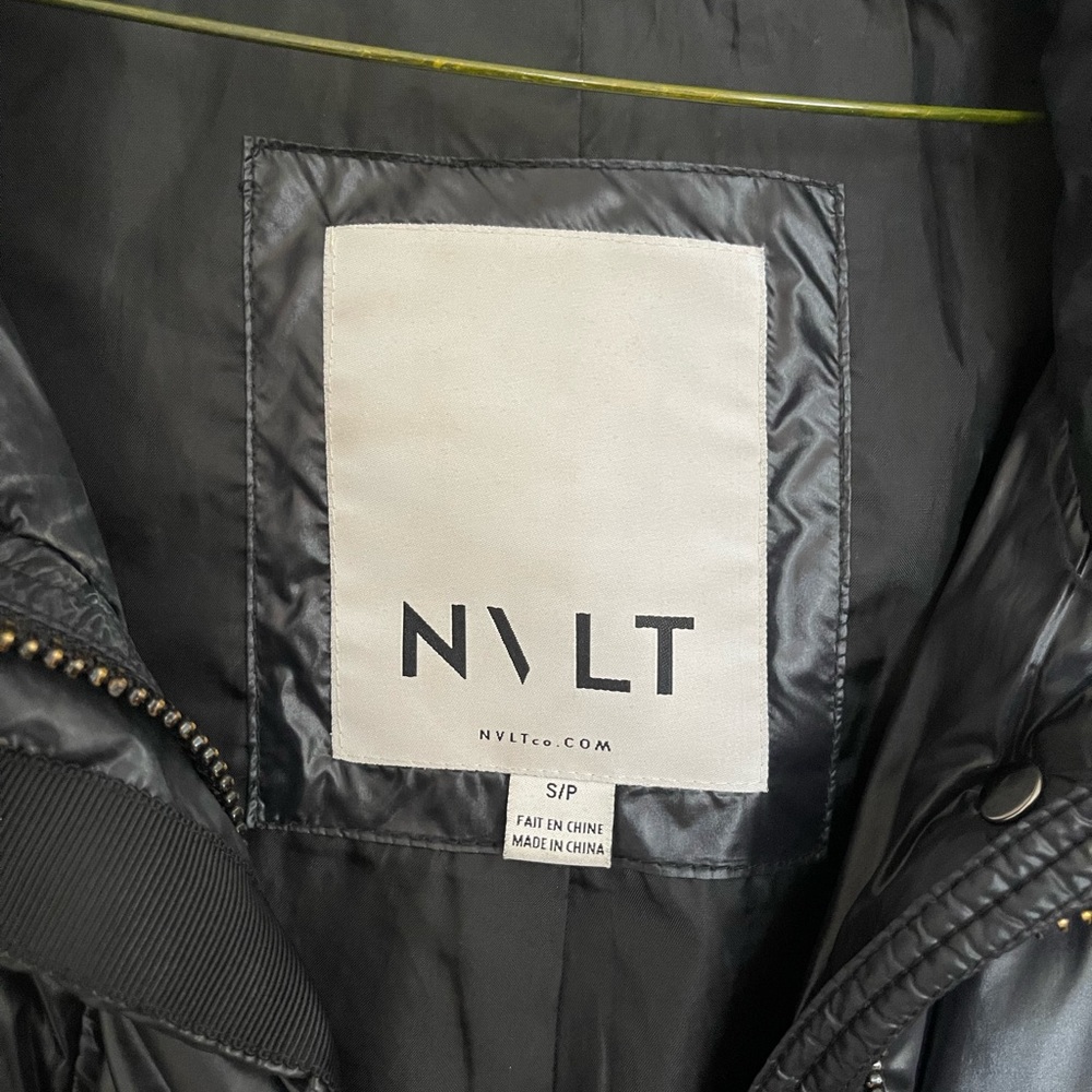 Winter jacket - Picture 2 of 3